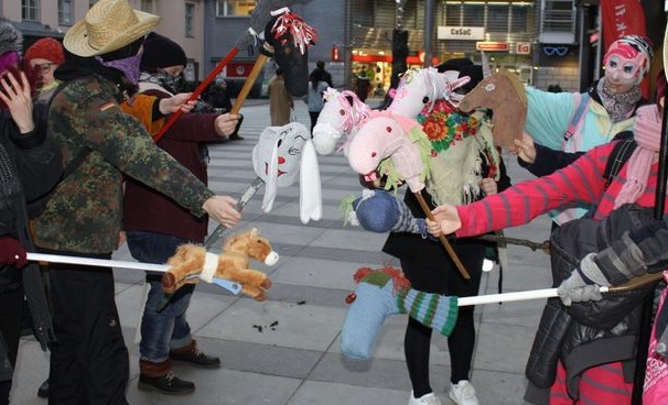 suvaitsevaisia_ihmisiä.jpg
