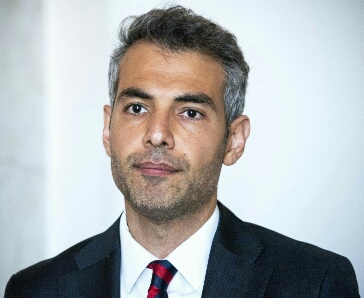 Kansanedustaja Hussein al-Taee kommentoi kansanedustaja Elina Lepomäen kirjoitusta - Pete Anikari.jpeg
