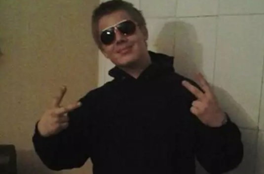 Peltola Jussi kateissa.jpg
