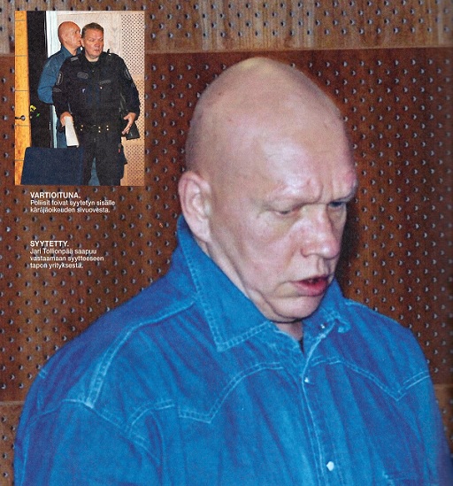 Jari Tollionpää saapuu vastaamaan syytteeseen tapon yrityksestä. Teksti ja kuva Alibi 11/2017 s.58.