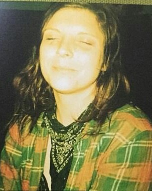 Samantha Shader-molotov, raakaa neloismurhaa yrittänyt.jpg
