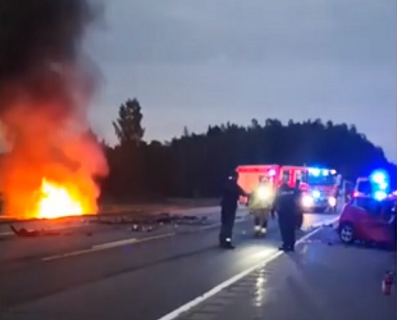 Kuolonkolari sattui Inkoon Degerbyssä, runsaat 40 kilometriä Helsingistä länteen. Kuvakaappaus videolta.