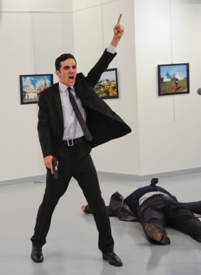 Mevlet - terroristimurhaajamuslimi.jpg