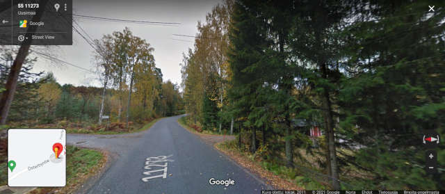 Kolmoissurman osoitteen seutua Kirkkonummelta, kuva otettu lokakuussa 2011.jpg