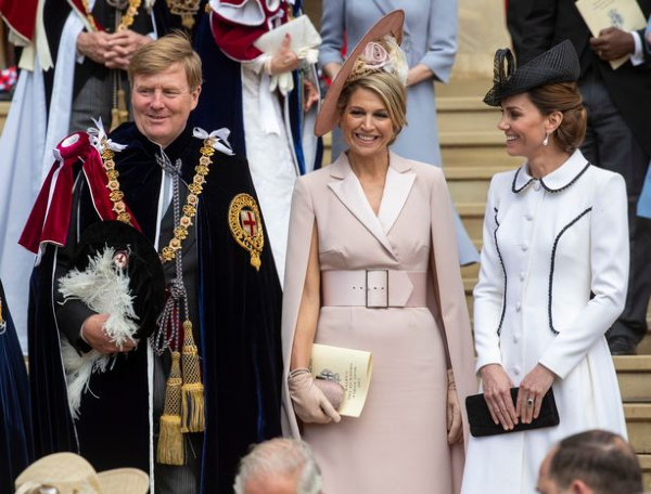 Hollannin kunkku Willem-Alexander kuuluu myös sukkanauharitareihin.jpg