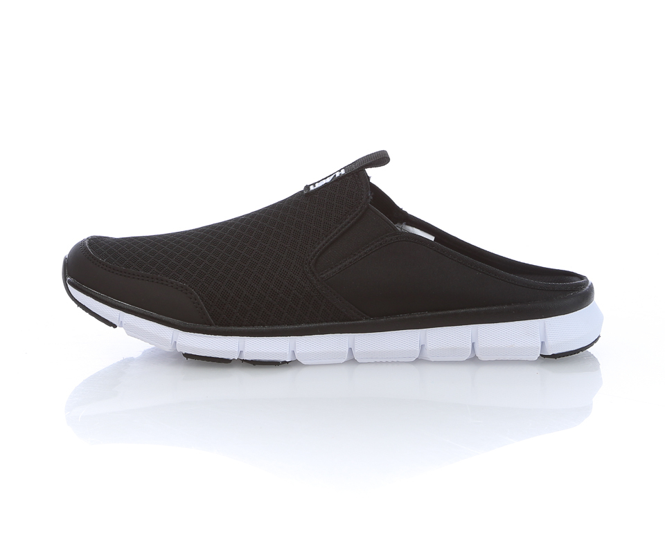 Halti Slip On 1.jpg