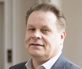 Oululaislähtöinen Kari Jääskeläinen on pitkän linjan keskustavaikuttaja. Arkistokuva.