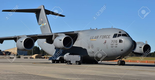 90482765-u-s-air-force-c-17-globemaster-iii-cargo-plane.jpg