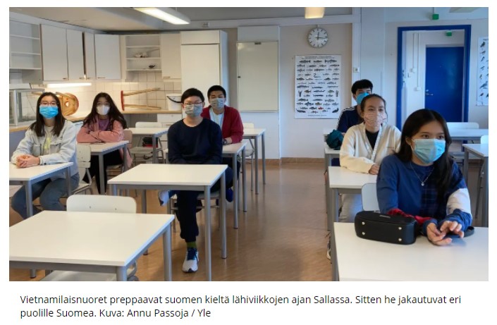 Peetterin opetuslapsia luokkaopetuksessa.jpg