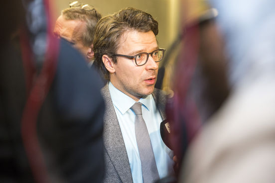 Papitar Toiviainen sai lietsottua myös vihreiden keskushyökkääjän täyteen kiimaan - Häpeällinen hetki Suomelle oikeusvaltiona.jpg