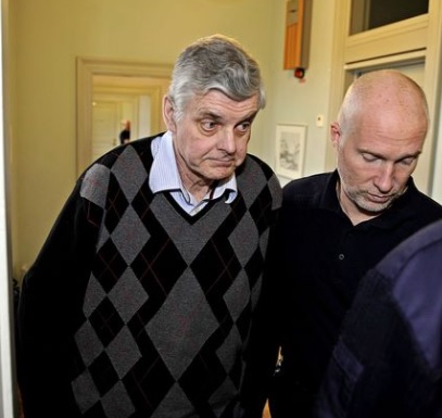 Korkea-arvoinen poliisi Göran Lindberg (vasemmalla) paljastui sarjaraiskaajaksi. LEHTIKUVA / PER-OLOF SÄNNÅS