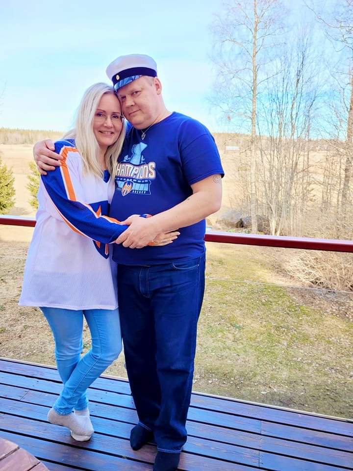 Aikamiespoika.