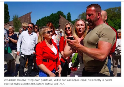 Vanjateutoni_laulaa_sotalauluja.jpg