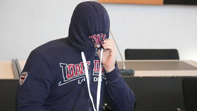 41-vuotias mies on tunnustanut perusuomalaisten kuntavaaliehdokkaan tapon, joka tapahtui Raision Tasalanaukiolla huhtikuun alussa. (KUVA: Bo Stranden)