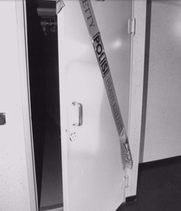 Tämän oven takana tapahtui ikäviä 1.9.1993.
