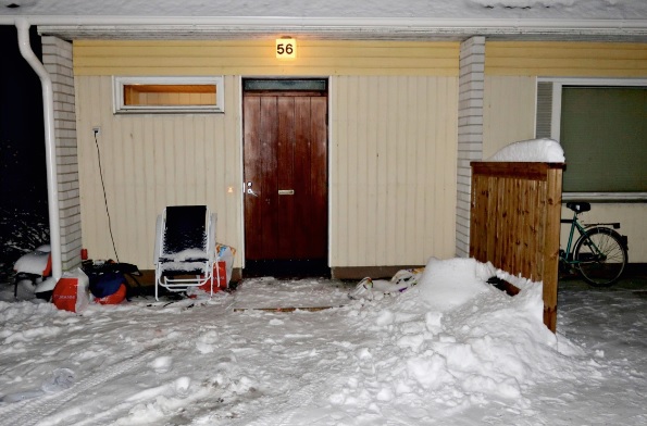 Uhrin löytöpaikka. Kuva poliisi via Alibi 8/2022.