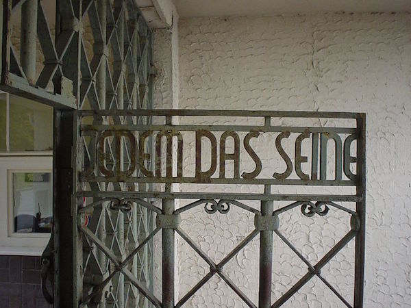 800px-Gate_KZ_Buchenwald.jpg