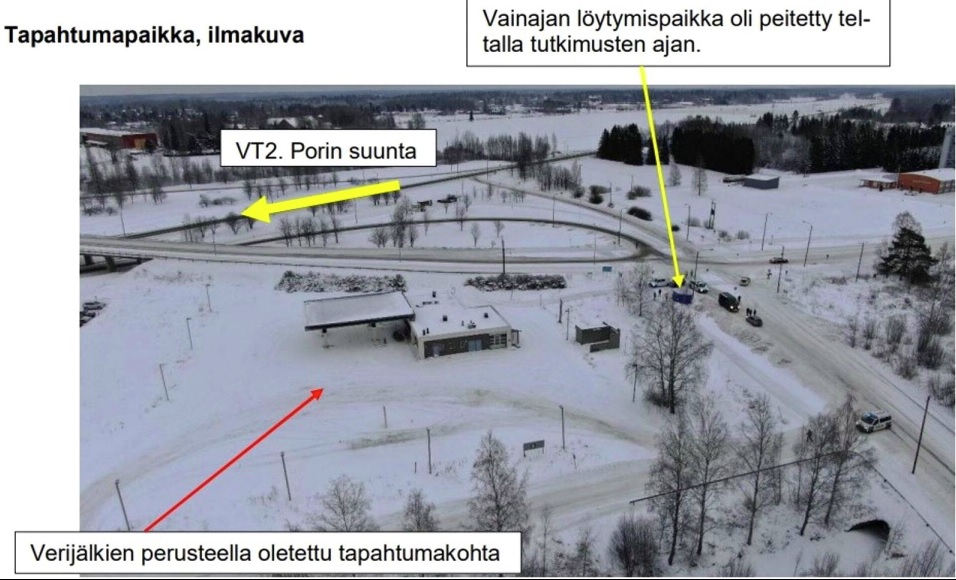Syyttäjän mukaan rikospaikalle, nakkilalaisen huoltamon pihaan, saavuttiin autolla noin puoli yhdeltä yöllä. Sivullinen löysi ammutun uhrin noin aamukuudelta. Kuva poliisin esitutkintamateriaalista. KUVA: POLIISI