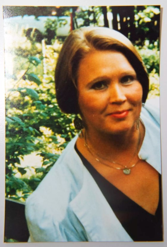 MIRJA MERTANEN-WEHNERT 2.jpg