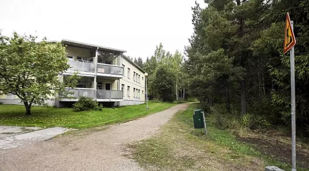 Nuutinen asunto.jpg