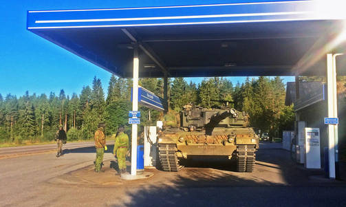 Tankki täyteen!.jpg