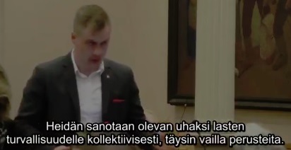 Nikula_jauhaa_paskaa_2.jpg