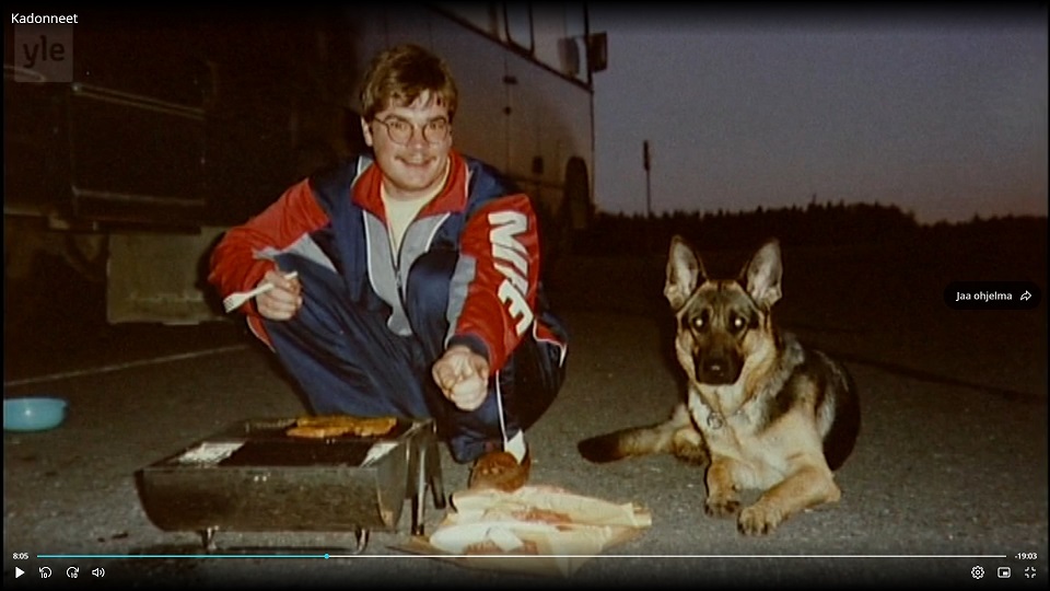 Ismo Kumpulainen - asunto-auto.jpg