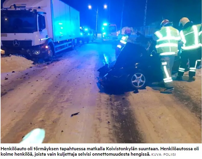 Honda Accord ja Postin Mercedes-kuormuri mittelivät voimiaan.