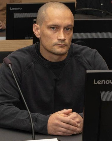 Juho Nikolai Paavali Kytölä kuvattuna oikeudenkäynnin ensimmäisenä päivänä viime tiistaina. Kuva JOONAS T. LAINE
