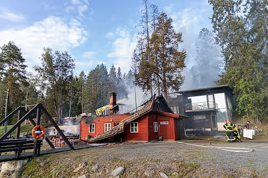 Maikkulan kartanolla.jpg
