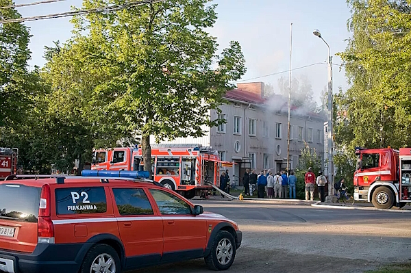 Jälkisammutusta.jpg