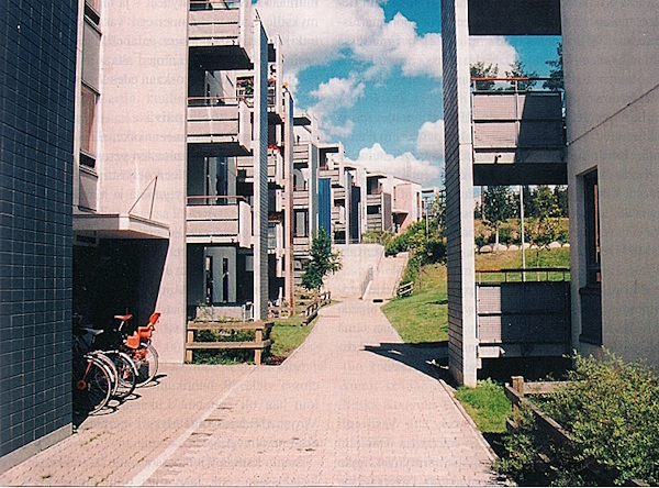 Täällä Helsingin Kivikossa Kaido Kiik ystävineen majaili.jpg