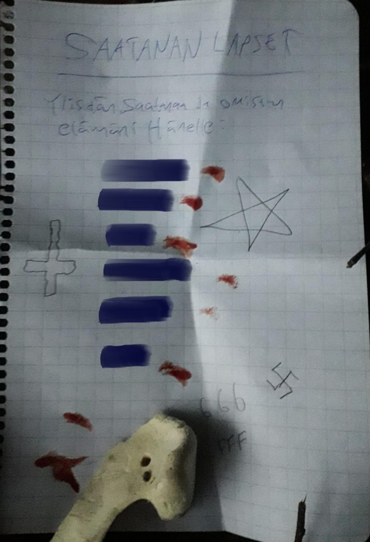 saatana2.jpg