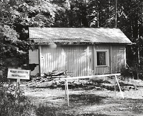 Mökki, josta Viitahongan alias Jokisen ruumis löydettiin.jpg