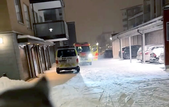 Viranomaisten operaatio lähellä Järvenpään keskustaa.jpg