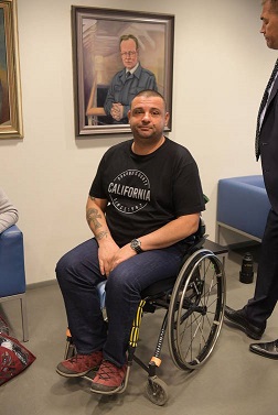 Hassan Zubier jää todennäköisesti pyörätuoliin Turun puukotuksissa saamansa vamman vuoksi. (TIMO KORHONEN/AOP).