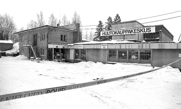 Kauppiaspariskunta vietti usein öitään huutokauppakeskuksessa. Tapahtumayönä he eivät olleet paikalla.jpg