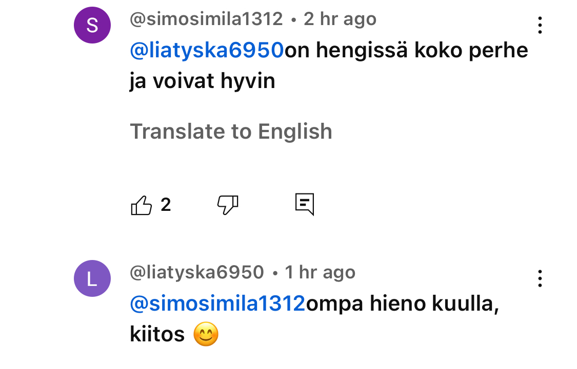 Nimimerkki @simosimila1312 kertoo nähneensä tosiaan juuri Karfin lapset vanhempineen Sari Kenttämaan videokommenteissa. <br /><br />Poliisilla lie keinonsa mennä tästä eteenpäin?