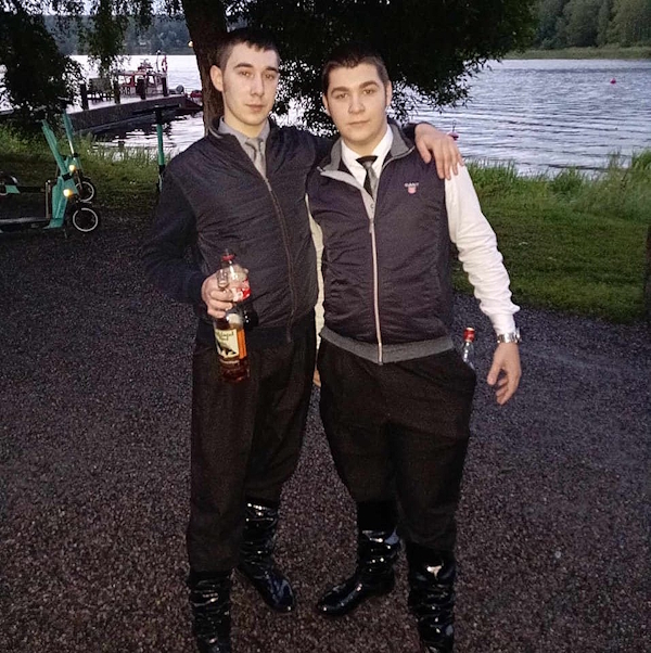 Robertino Nyman ja serkkunsa.jpg