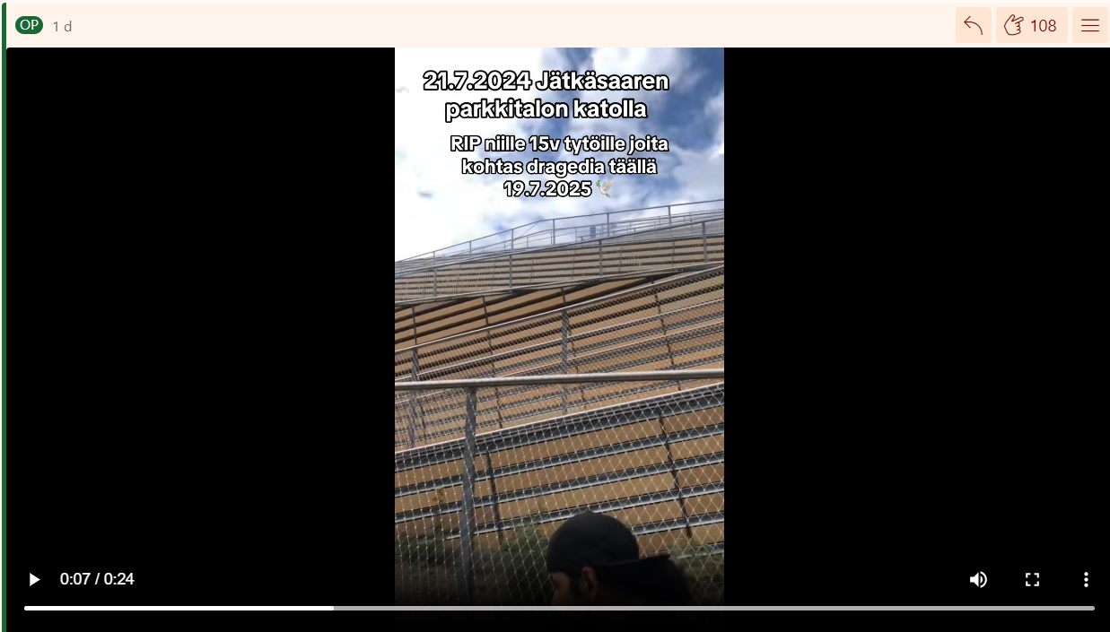 narsistimamma ja joku ähly käymässä rikospaikalla.jpg