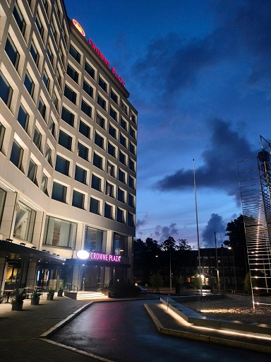 Hotelli Crowne Plaza ent. Hotelli Hesperia.jpg