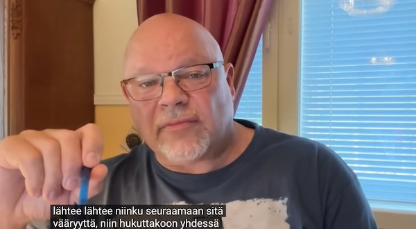VKK_Ano_pelottelee_hukuttamisella.jpg