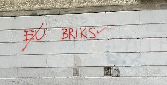 VKK_Ano_Briks.jpg