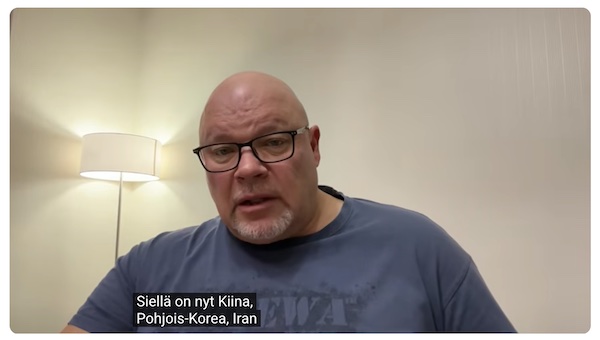 VKK_Ano_pelottelee_P_Korealla.jpg