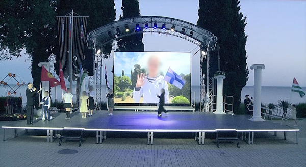 Ruutukaappaus Živaja klassika -lausuntakilpailua esittelevältä videolta.jpg