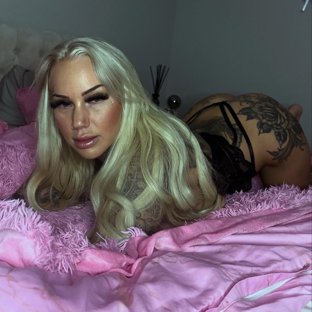 heyhoneyyoulikemypussy.jpg