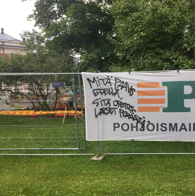 Paavo on tuhrijoiden Jeesus.jpg