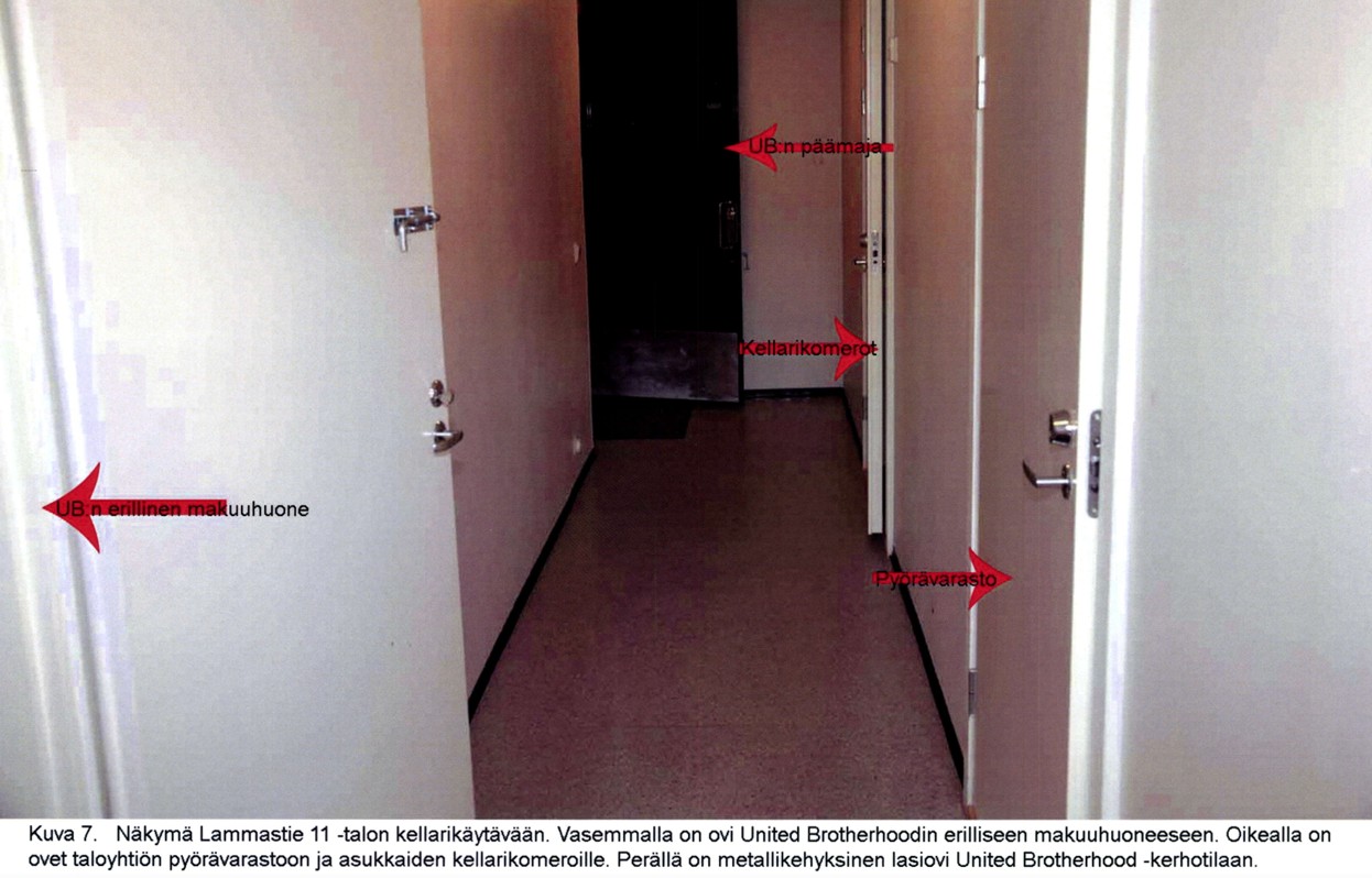 lammastie11Esisäänkäynti.jpg