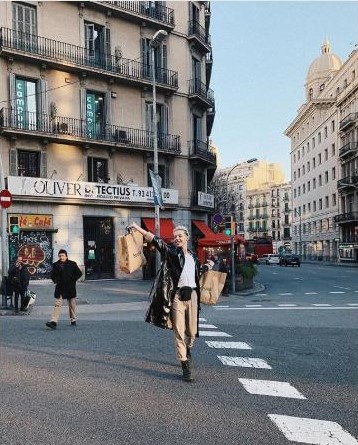 Tuure Boelius Barcelonassa kuin filmitähti - hohhoijaaah.jpg