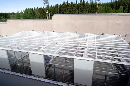 Riihimäen vankilan ulkoilualueella tapeltiin vuonna 2014. (KUVA: KALLE KOPONEN / HS)